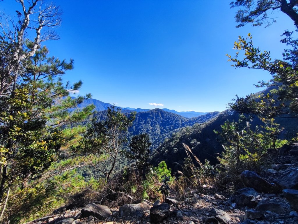 谷關老六白毛山_2690360