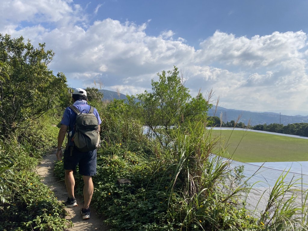 《踏青北投｜捷運唭哩岸到新北投・串走奇岩山、軍艦岩、幸福石》_2979019