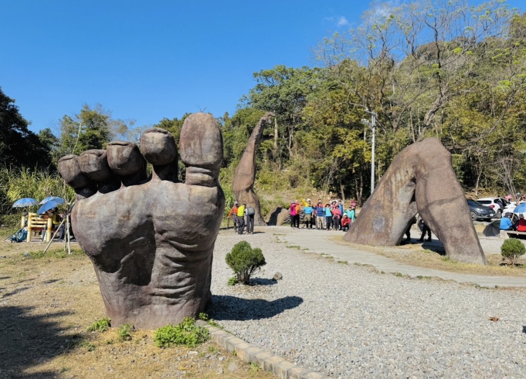 雪山坑登山步道尋巨人_2978411