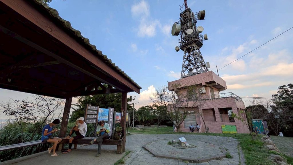 114.09.13牛埔山-石灰坑山-望湖山-大棟山之旅(一)封面圖