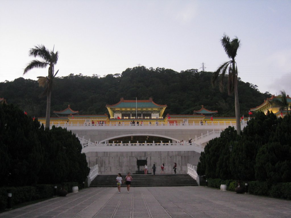 〔內湖〕文間山，劍南蝶園，劍潭古寺，婆婆橋 鄭成功廟步道_2273963