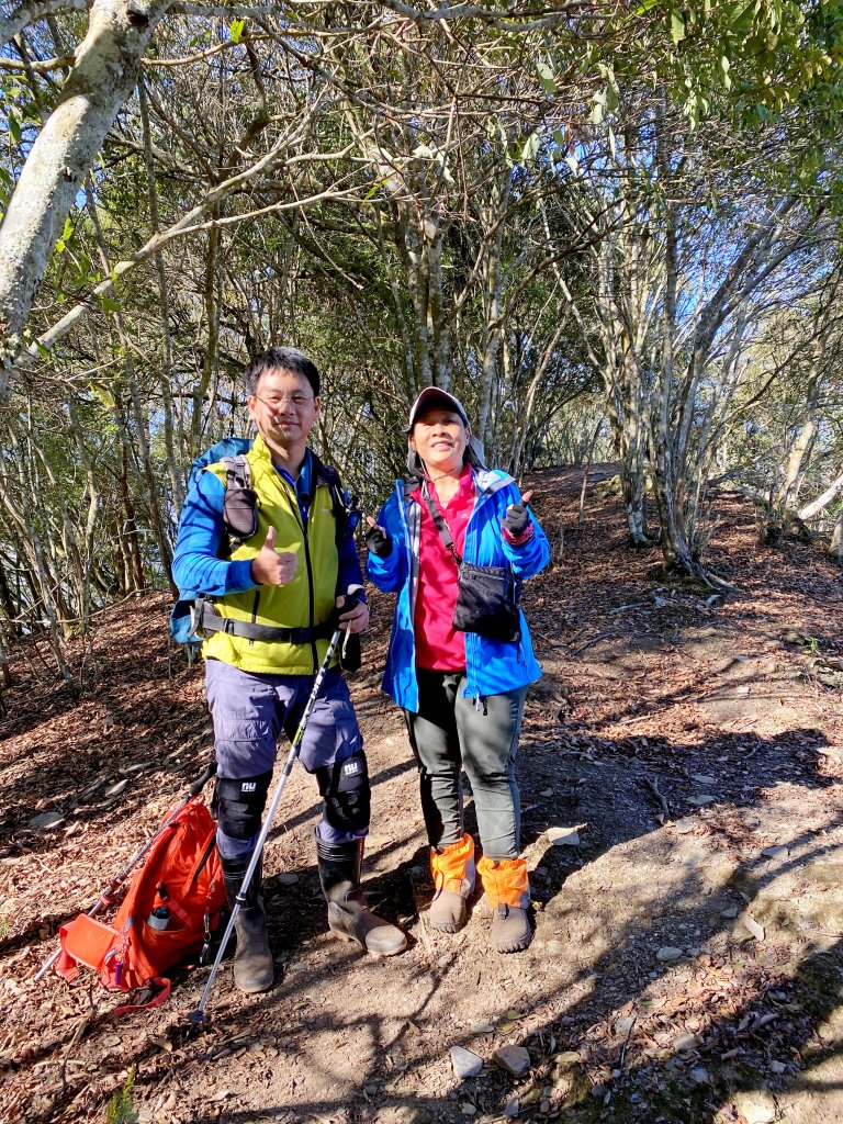 再登拉夫郎山西北峰卡社山 2021116_1238319