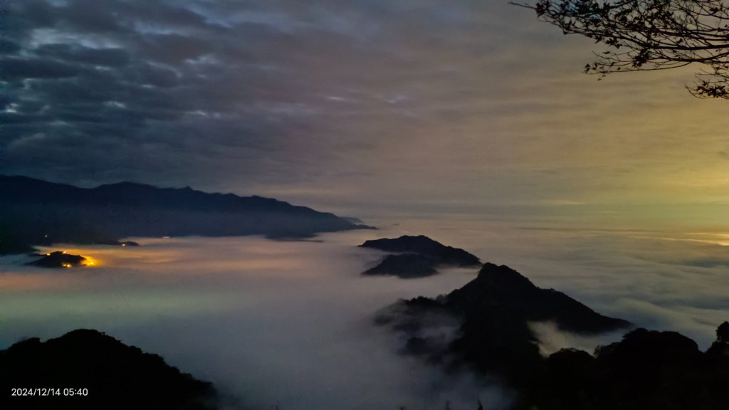 二訪馬拉邦山，解鎖 #琉璃光雲海 #日出雲海  #血月 #斜射光 #楓葉紅了！_2668544