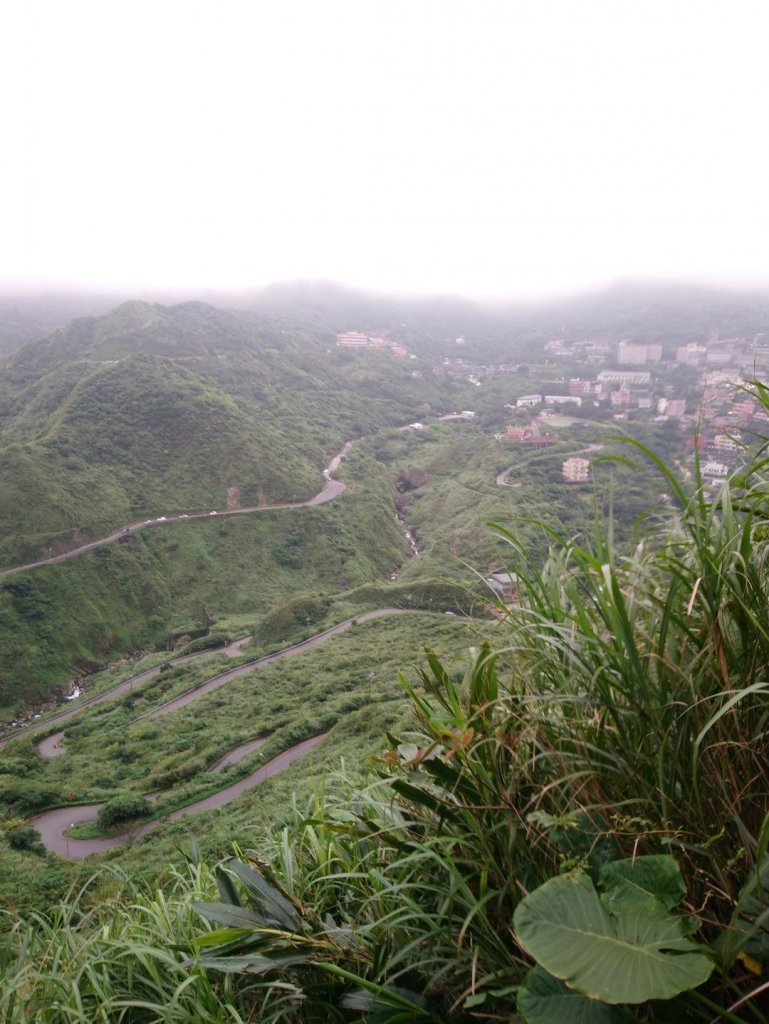 黃金一稜（基隆山小百岳，雷霆峰）_566924