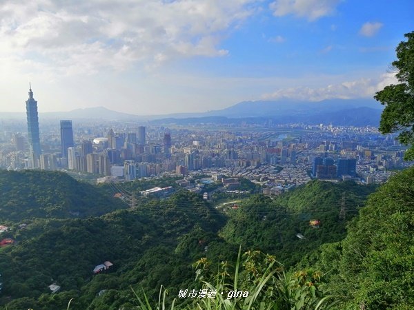 台北南港~城市中的山林風光~小百岳南港山封面圖