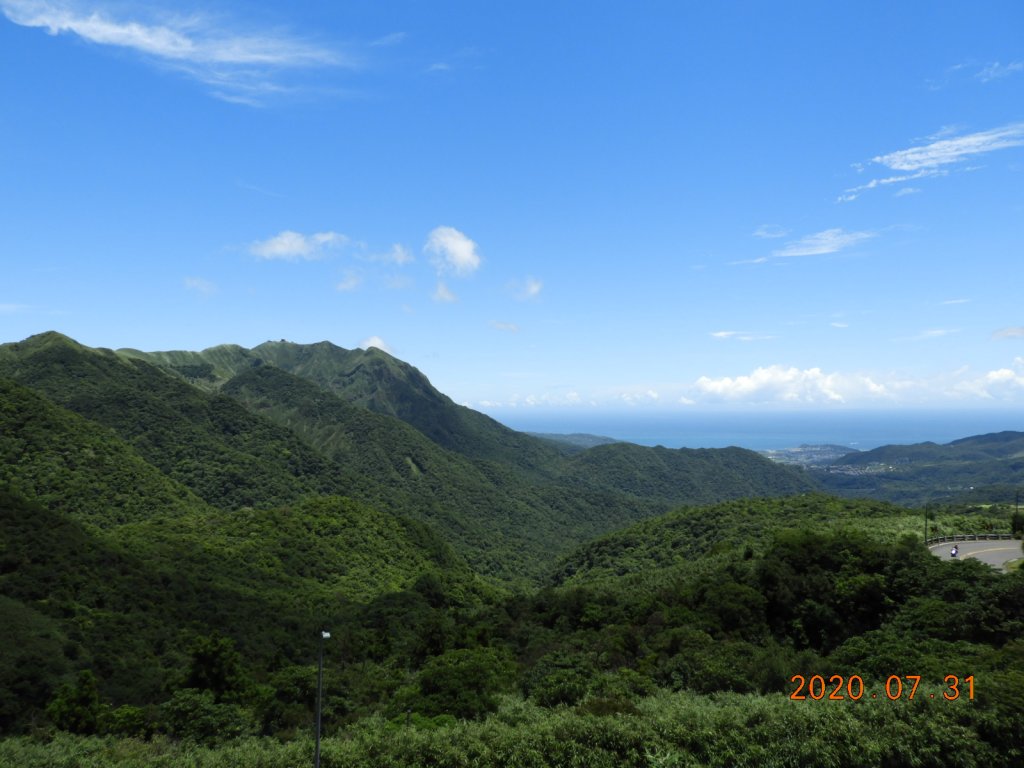 就是喜歡這個藍天白雲的FU_1052418