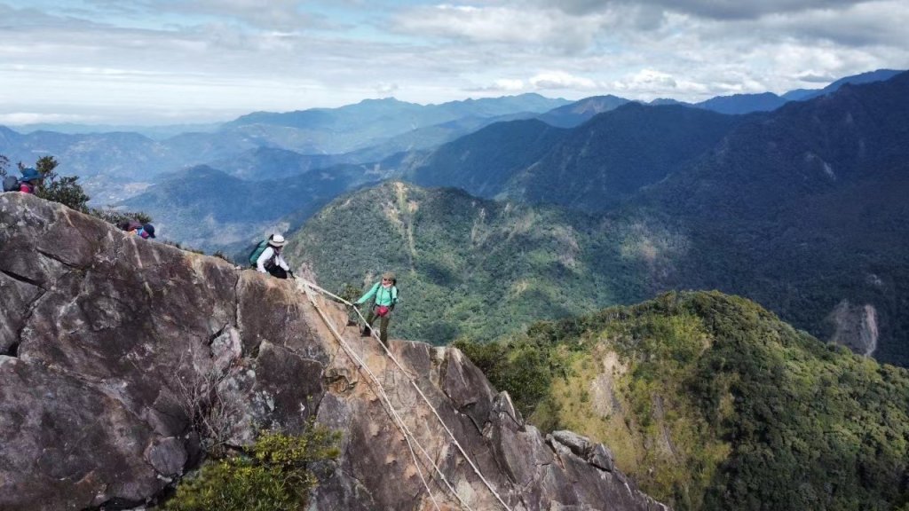 鳶嘴夕陽稍來山_2613506