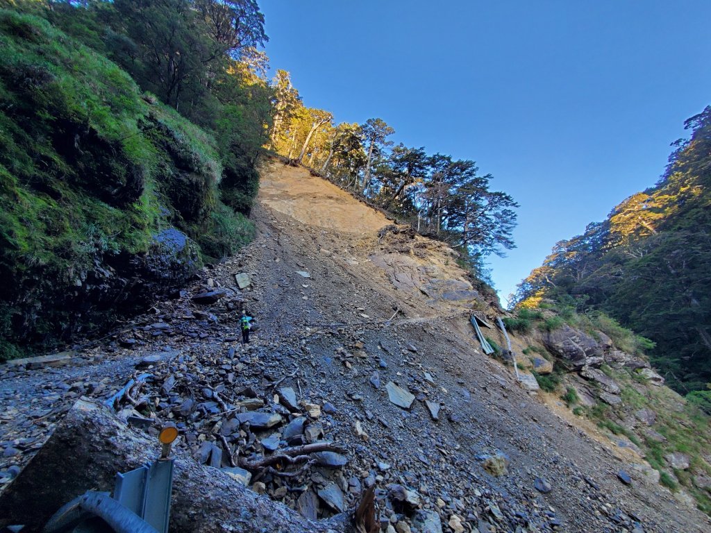 阿興阿賢合歡溪步道上合歡西峰_1491116