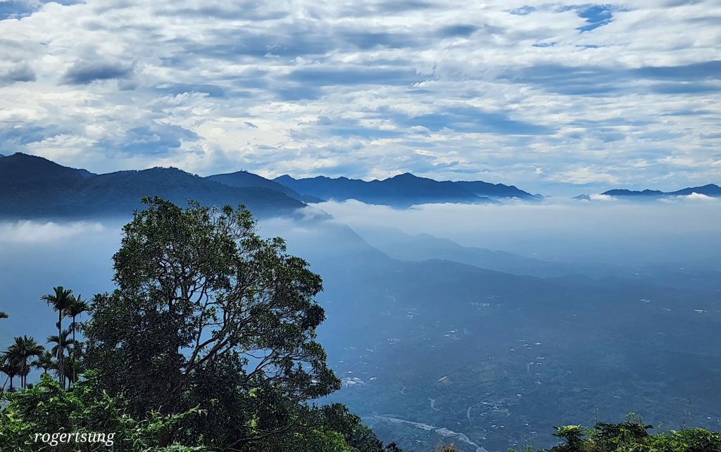 低海拔雲海美景(阿拔泉山稜線步道、樟腦寮車站、竹崎車站)封面圖