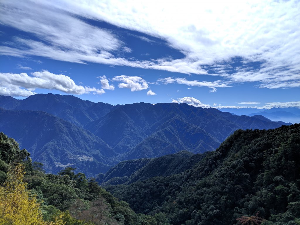 稍來山追紅葉_1198405