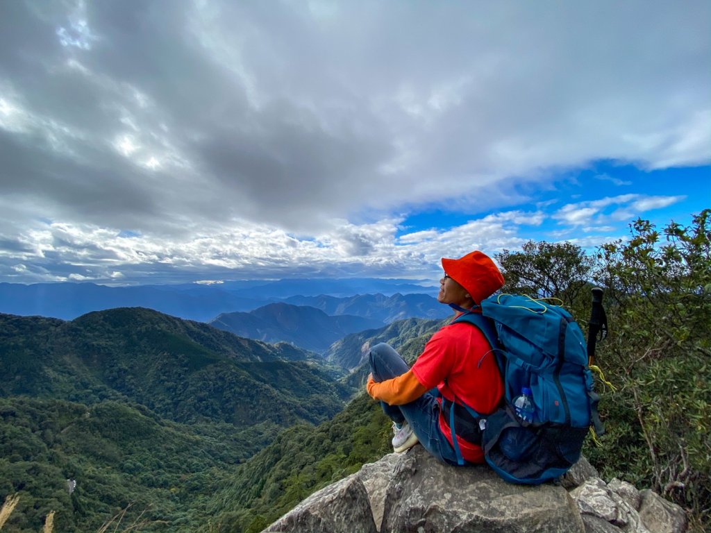 五訪台中鳶嘴山：拉繩挑戰陡峭岩壁_785409