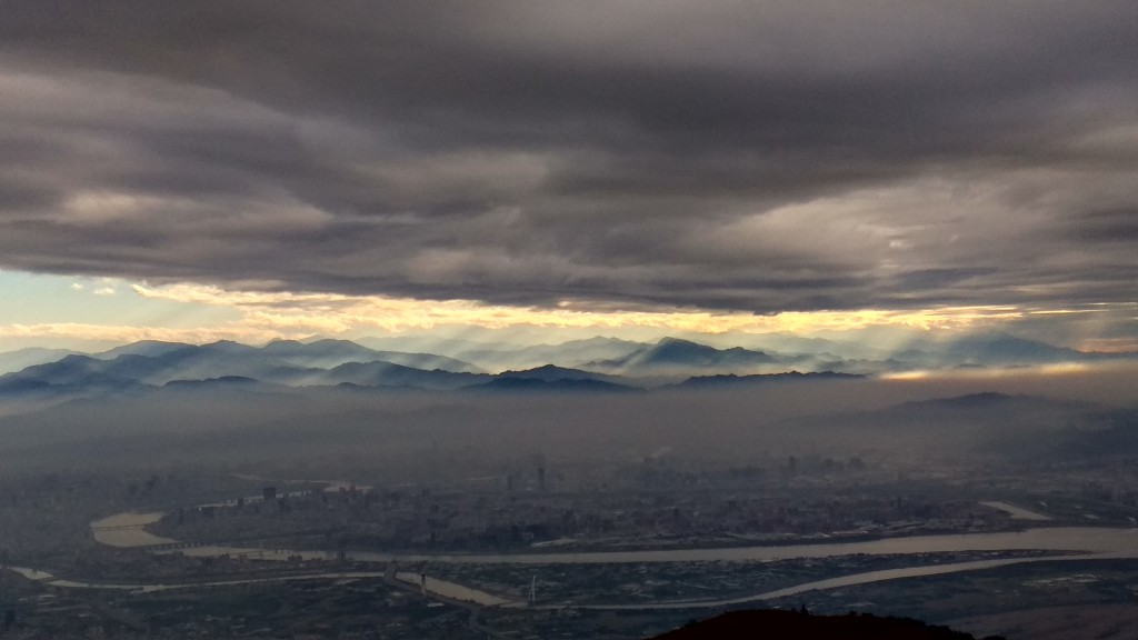 大屯山霧霾封面圖