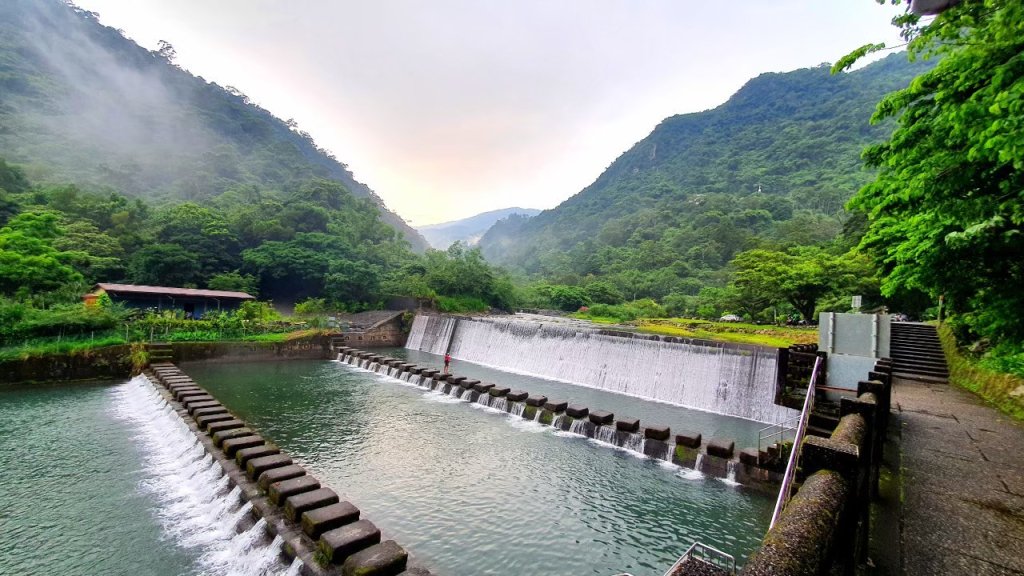 【中級山】宜蘭抹茶山（三角崙山），聖母登山步道，五峰旗瀑布_2741066