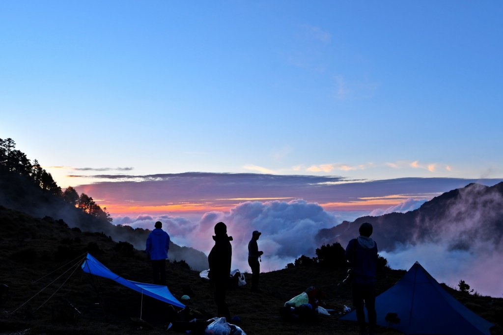 干卓萬群峰下武界_957722