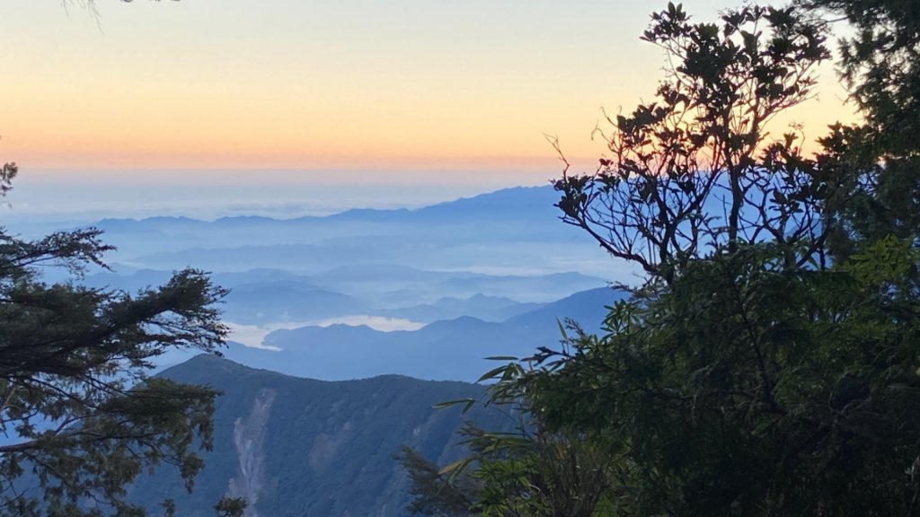 西巒大山封面圖