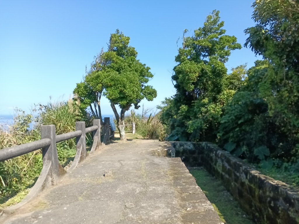 基隆市曾子寮山+大德山+摩天嶺+九華山+龍鳳山+火號山+球子山燈塔+白米甕砲台+白米甕尖+基隆燈塔_3006611