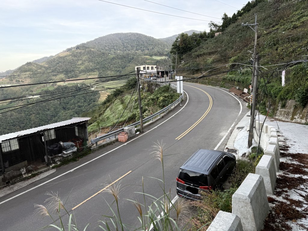 塔曼山 連走 拉拉山森林遊樂區 O繞 20251011_2923645