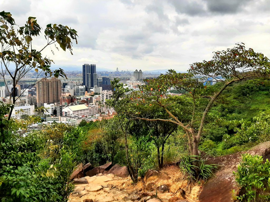 環台步道馬拉松之金面山、軍鑑岩_1920097