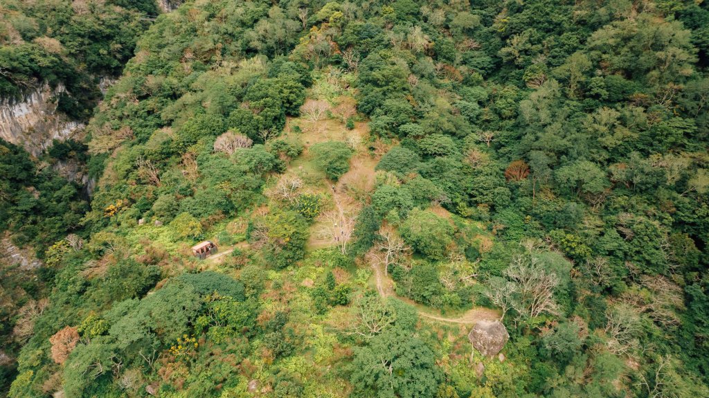 錐麓古道 Zhuilu Old Road ・走在徒手刻鑿的大理石山壁中【Silent Hiking】_2434723