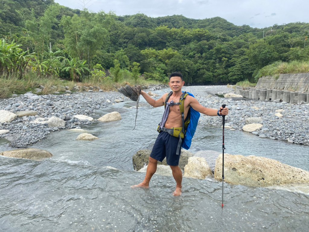 八里灣山【選對季節輕鬆制霸最強魔王】封面圖