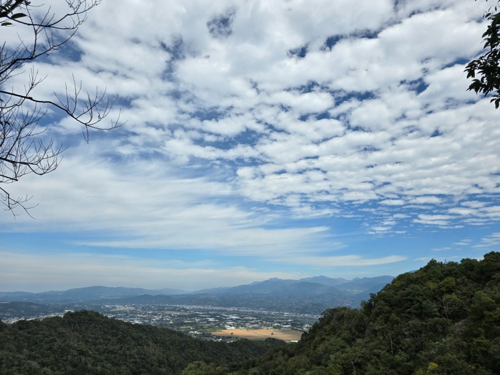 台中大坑頭嵙山七彩雲（彩虹雲）_2435104