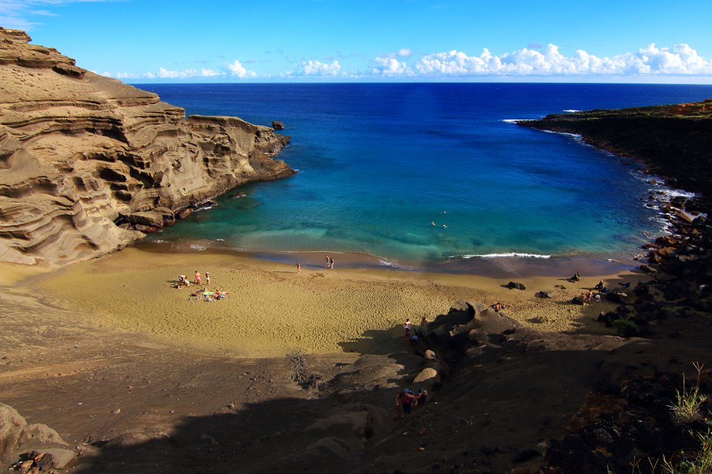 夏威夷綠沙灘封面圖