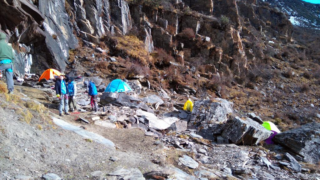 四姑娘登三峰_224806