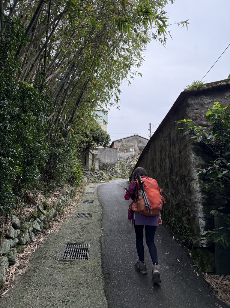 淡水搭渡輪上觀音山+占山O繞 搭公車接渡輪回淡水-20250318_2770625