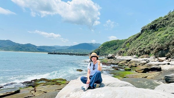 【新北金山】三面臨海視野佳。 獅頭山公園步道x神秘海灘x燭臺雙嶼_2818750