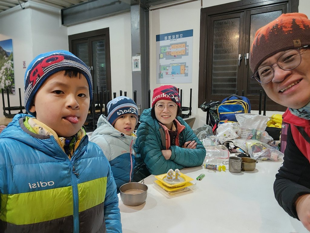 阿興阿賢~-13度的生日雪攀玉山_2706544