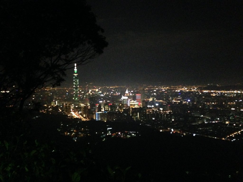 夜登九五峰_589207