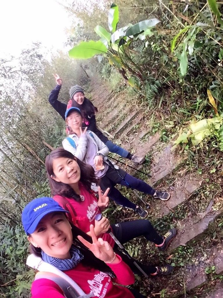 煙雨濛濛關刀山出關古道_208867