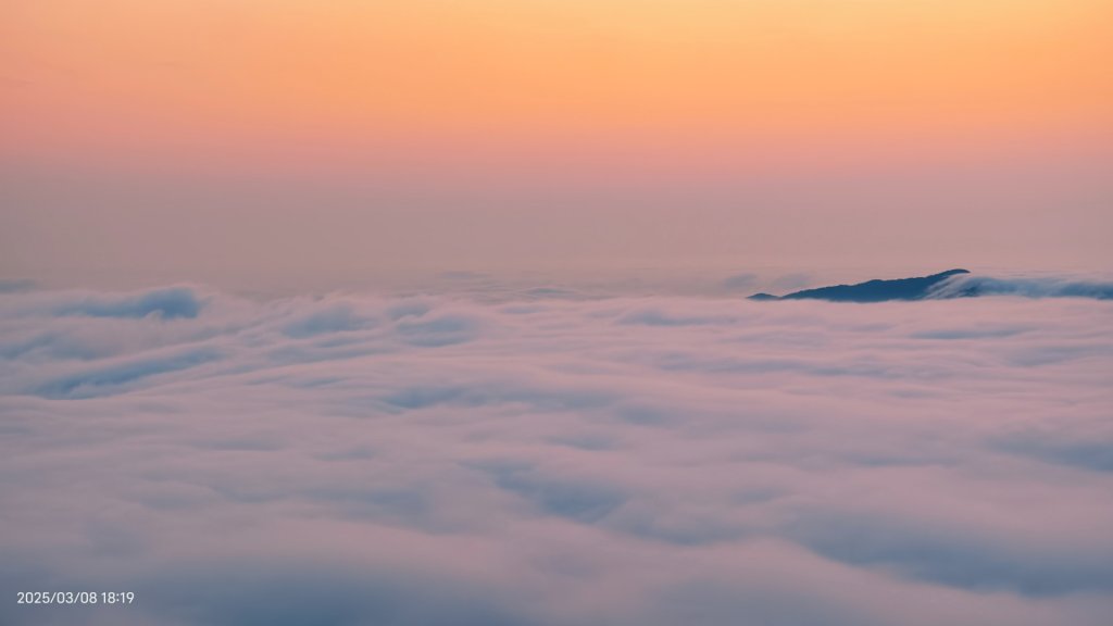 #馬那邦山 #夕陽 #雲海 #雲浪 3/8_2730394