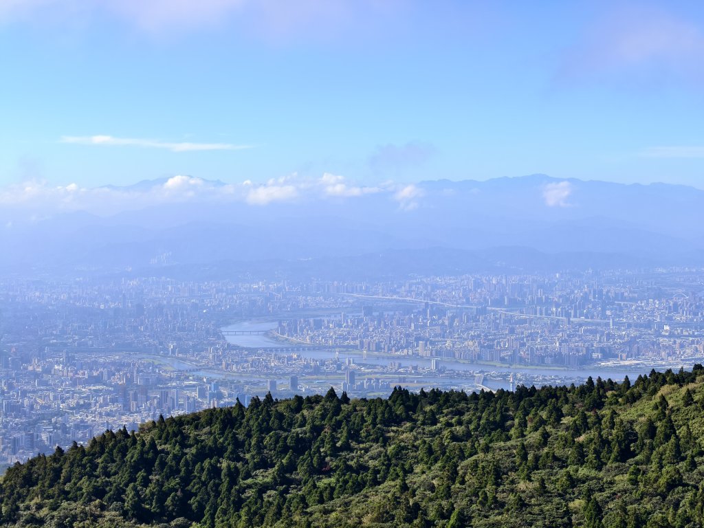 [百山百鳥尋旅-11/15] 2025_0927 大屯主峰-連峰步道_大屯山南峰_2899345
