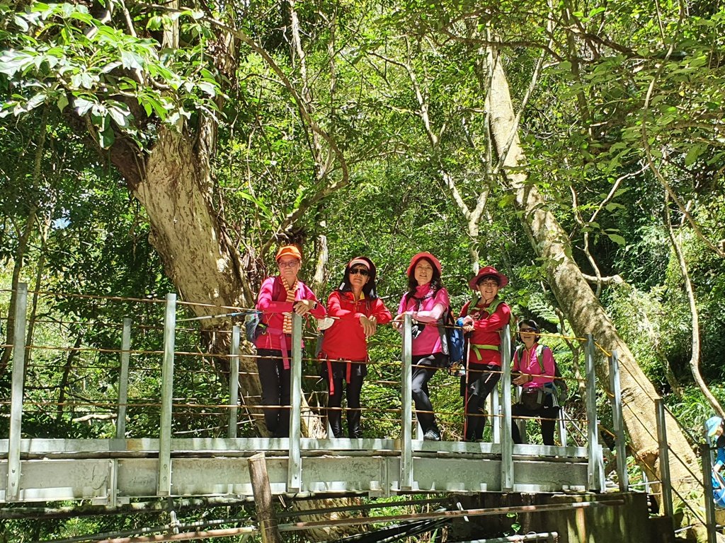 武界一線天&摩摩納爾瀑布_1775878