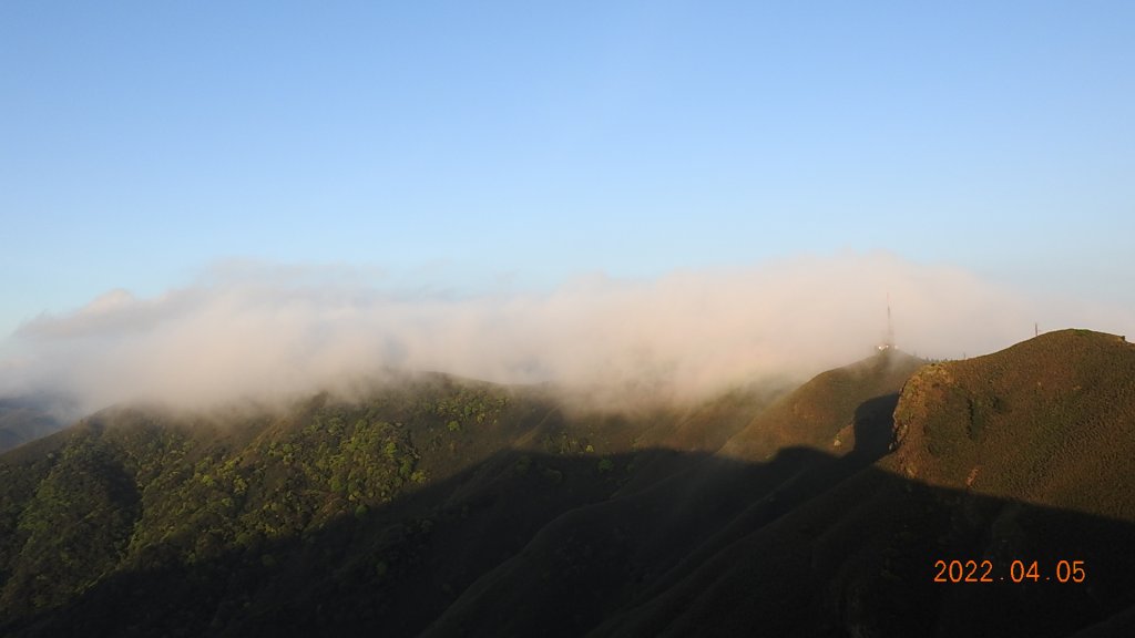 山中何所有，嶺上多白雲。 只可自怡悅，不堪持贈君。4/5陽明山再見雲瀑&觀音圈_1663196
