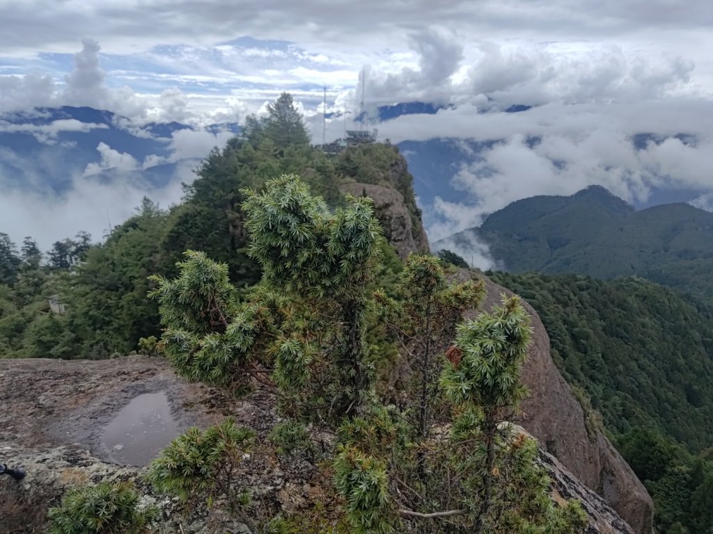 大塔山連走大塔山西峰封面圖