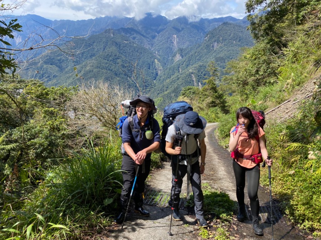 下雨也要衝的加羅湖_868615