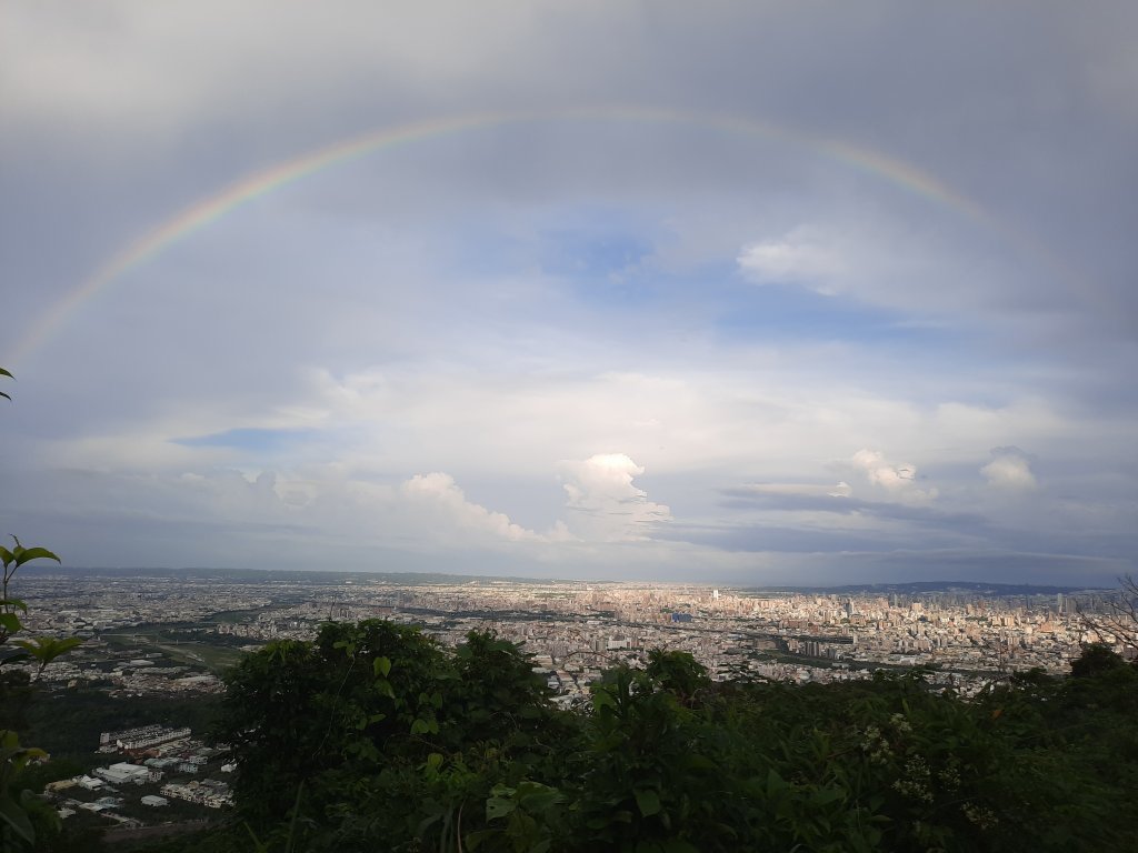三汀山第一次看到彩虹封面圖