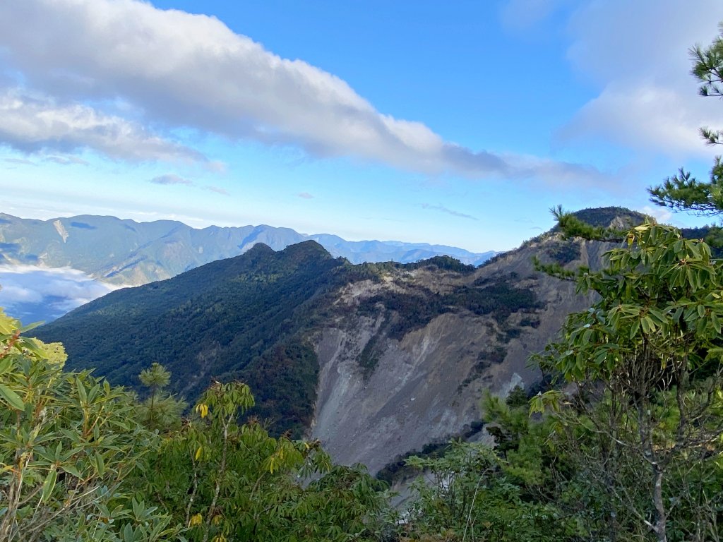 南橫小關山林道登斯拉巴庫山 202116_1233197