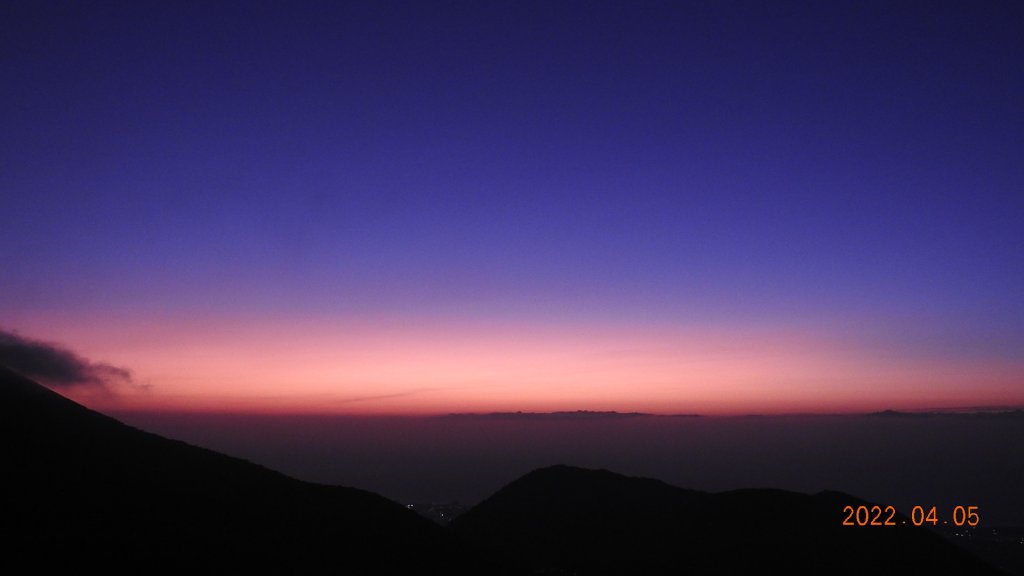 山中何所有，嶺上多白雲。 只可自怡悅，不堪持贈君。4/5陽明山再見雲瀑&觀音圈_1663301