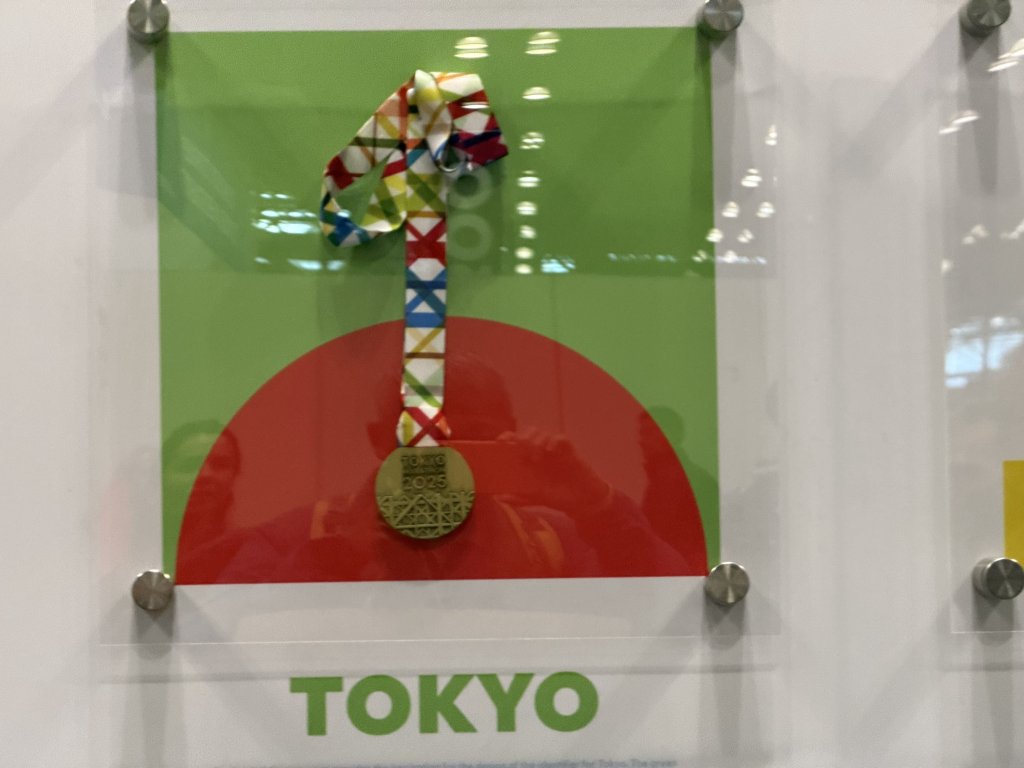 [紐約馬之行-01] 2025_1031 領紐約馬拉松物資_2940543