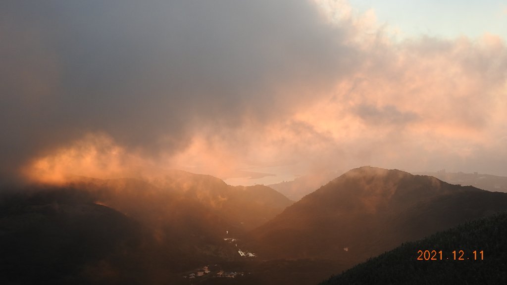 秋高氣爽芒花季再度陽明山天際線-七星山主東峰+大屯山主南西峰向天面天山O型+小觀音山主西南峰共10峰_1545403