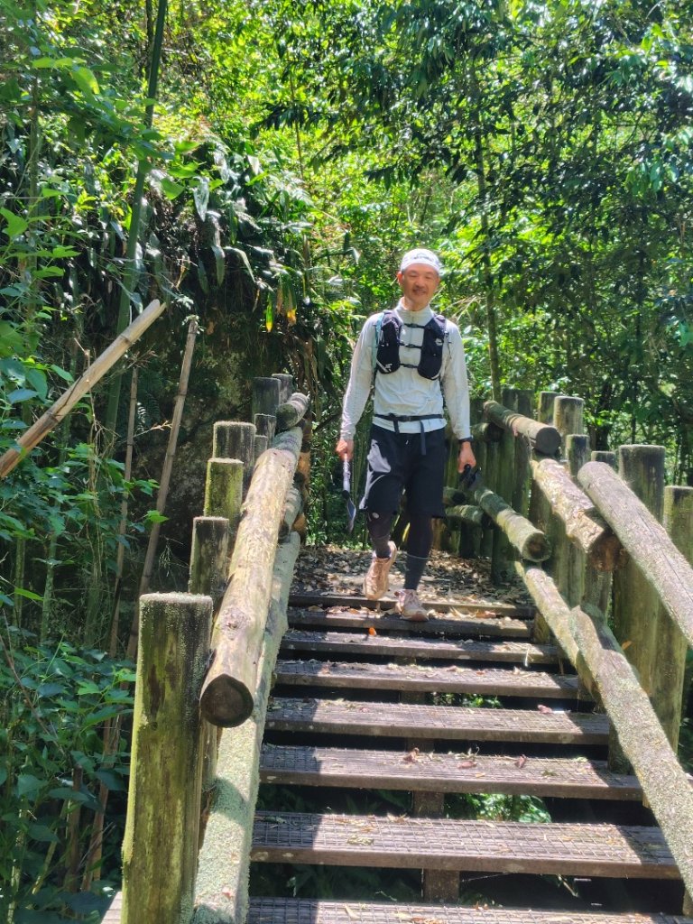 達娜伊谷-里美避難步道-巨石板步道-約富霓_2788534