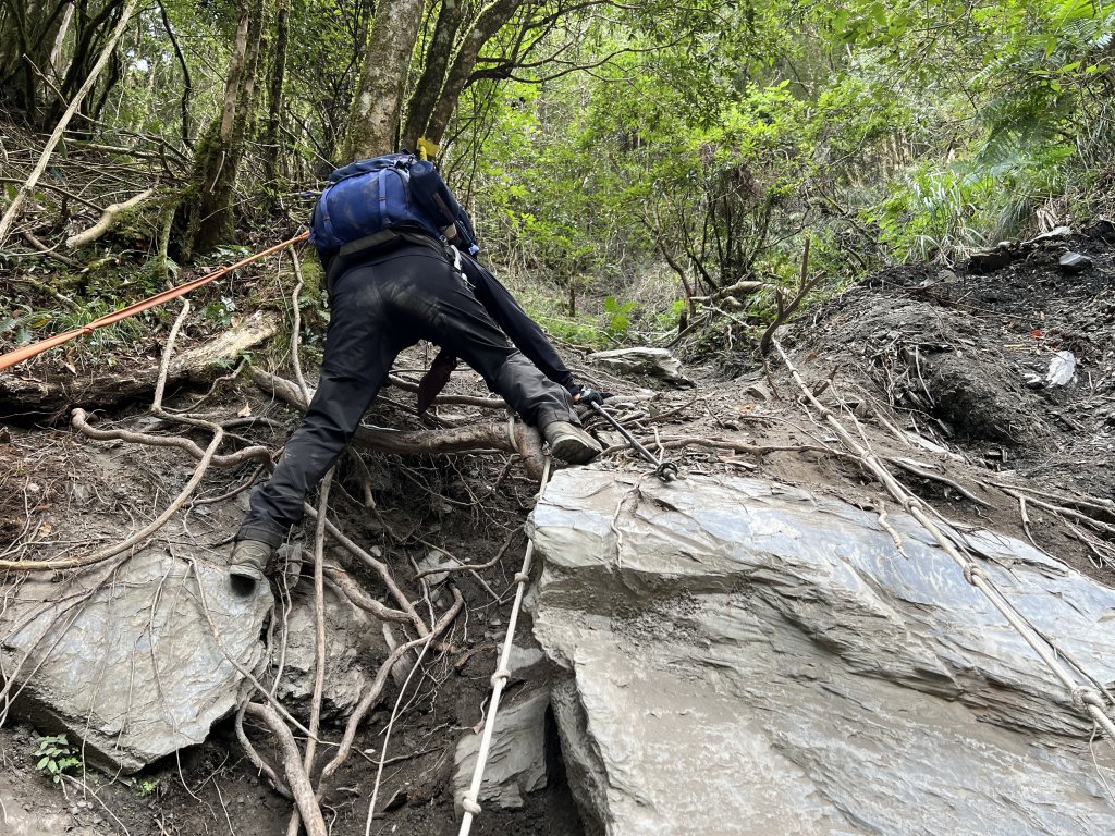 屏風山屋住一晚封面圖