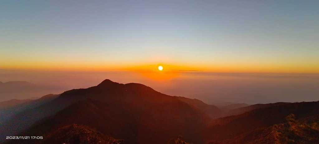 首登鳶嘴山-雲霧瀰漫/夕陽晚霞/星空夜景/琉璃光？11/21_2357104