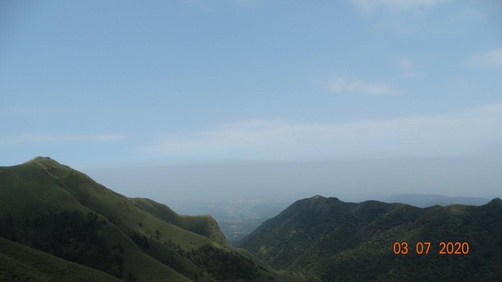 經不住陽光和遠處山頭的誘惑 !_869657