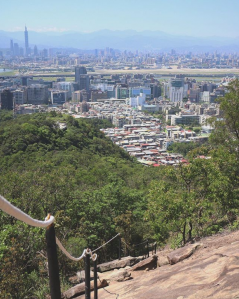 台北的山封面圖