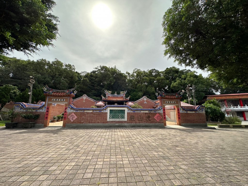 走完天空步道順遊虎山巖_1897417