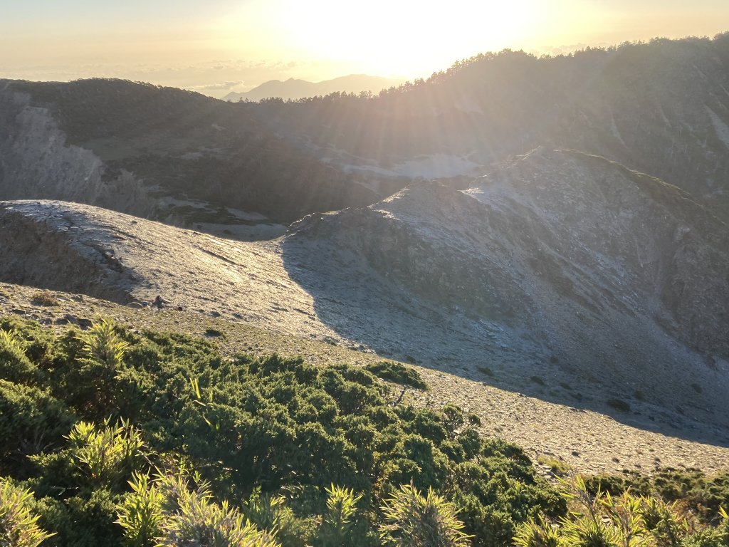 2021.10.2_5南湖群峰(缺巴巴山)_2013161